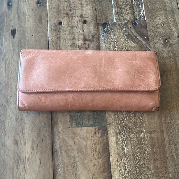 Tan/orange hobo Sadie tri fold wallet - Picture 5 of 6
